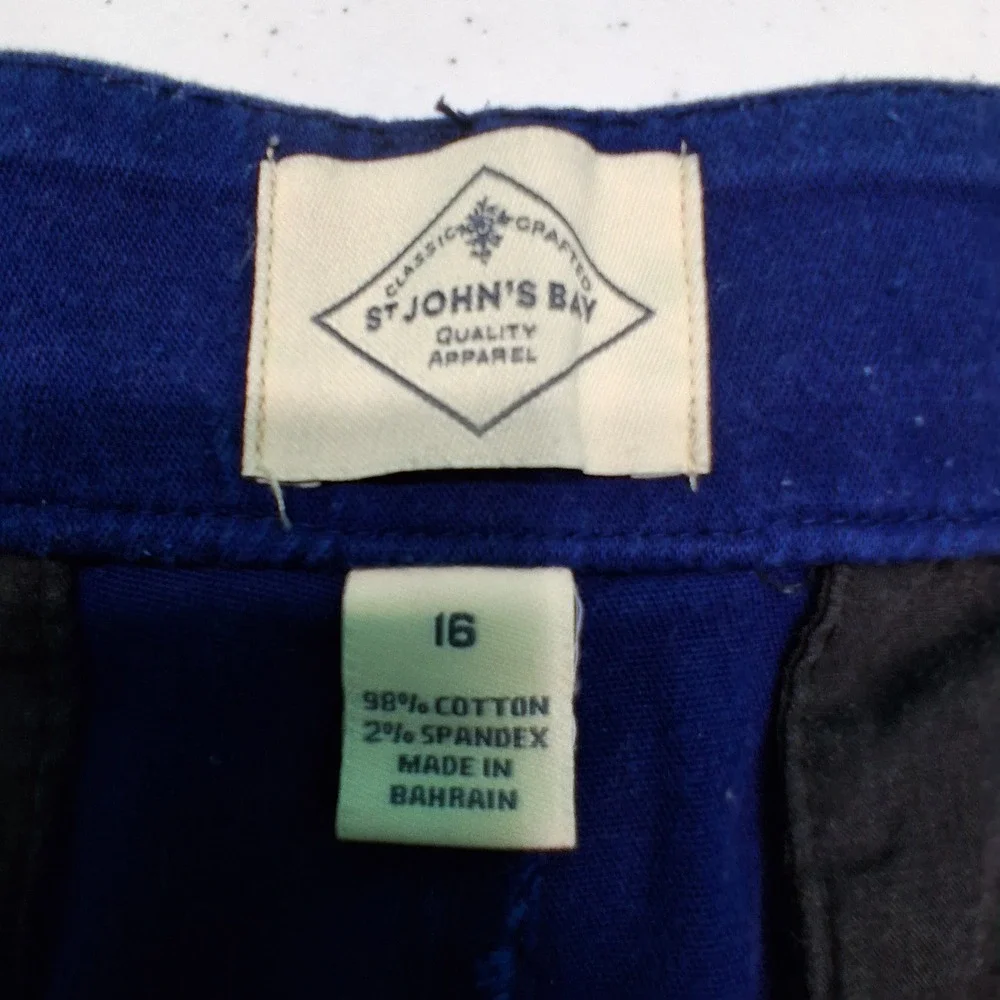 St. John's Bay Chino Shorts 16 Blue Preppy Coastal Summer Casual